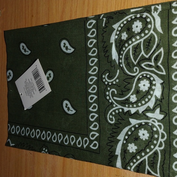 🧣2/$5 Bandana Sale - Picture 1 of 1